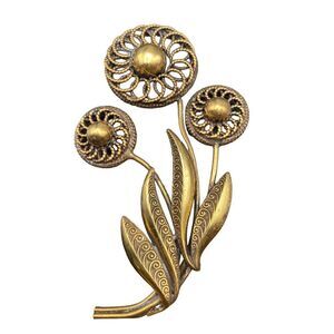 Retro large three flower brass pin detailed leaves strong clasp